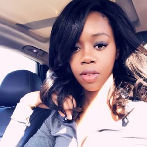 Meet your Posher, Nicole